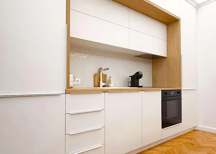 Daire Lift - Duplex - King Beds - 5min To Vitosha Sofya